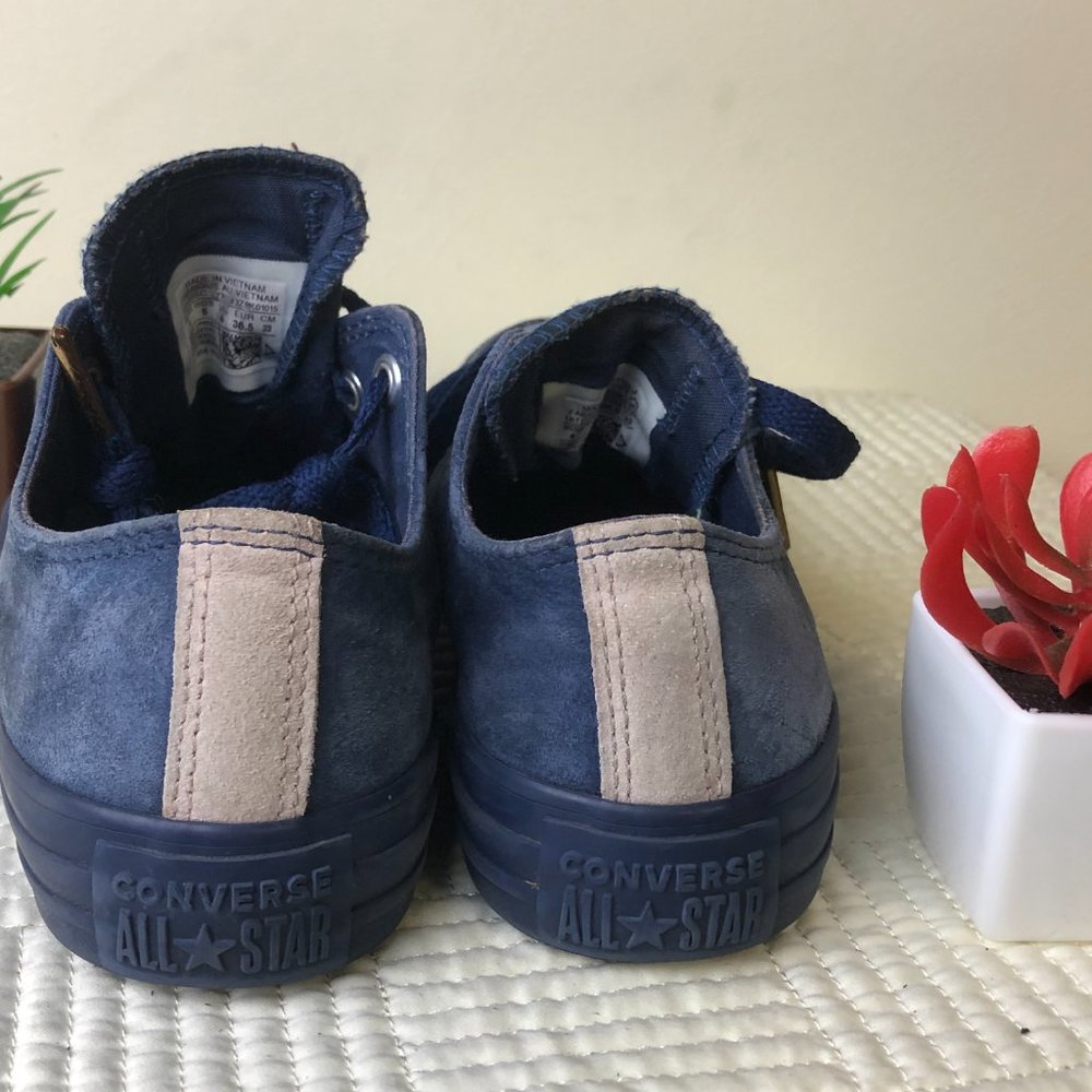 converse - Picture 4 of 4